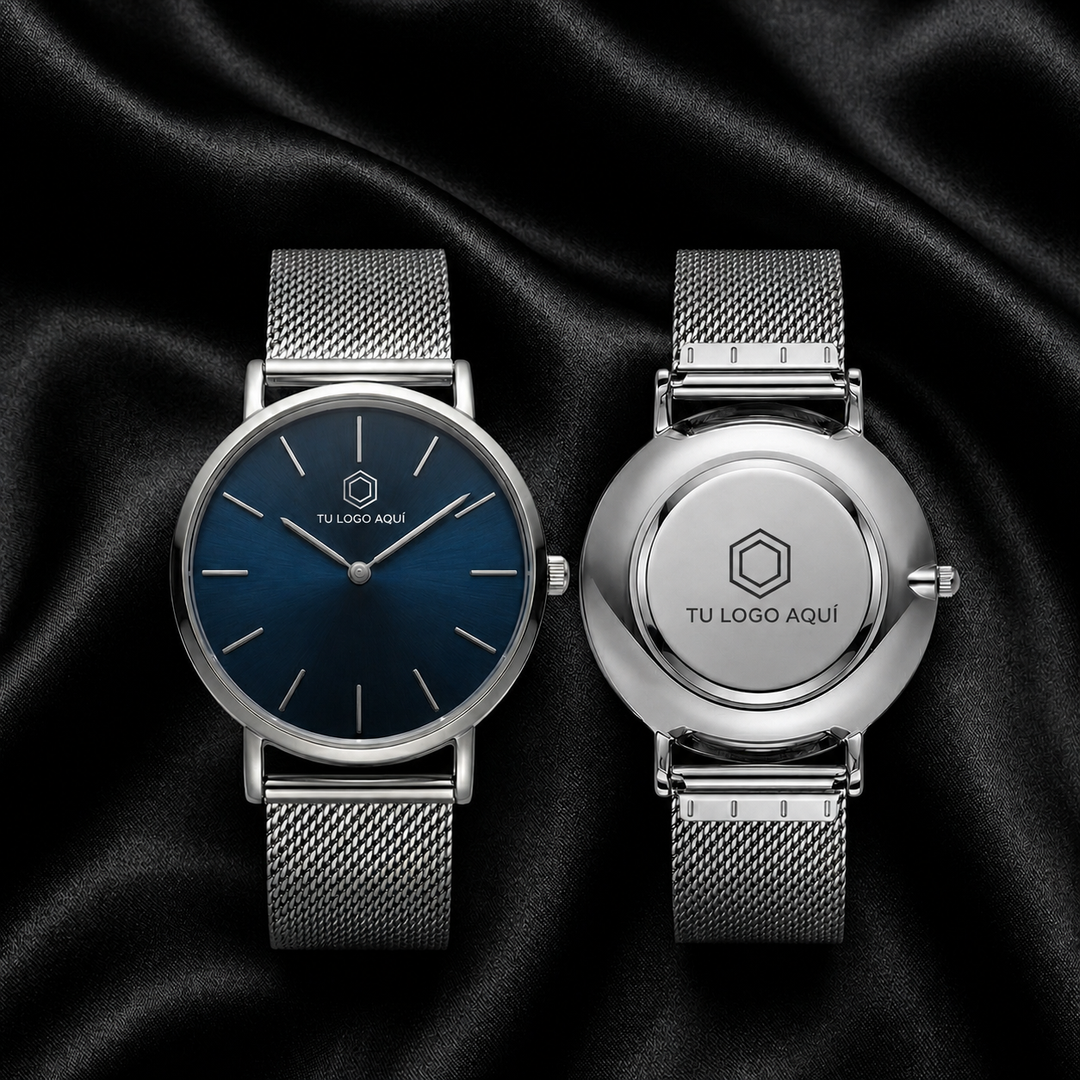 Reloj personalizado con grabado láser de logo empresarial en esfera y tapa trasera — Jherr Jewelry Perú