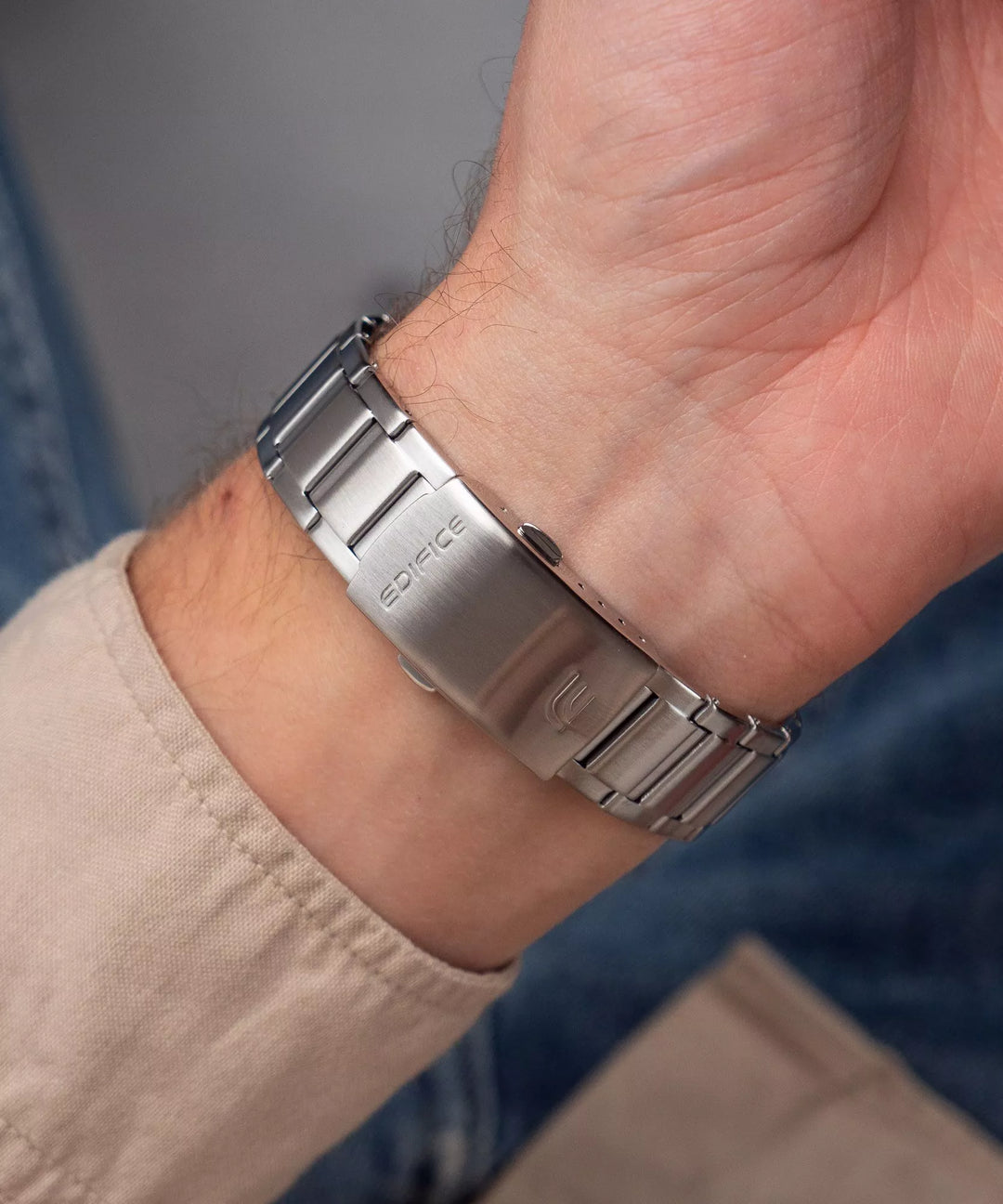 Reloj EDIFICE EFV-640D-3AVUEF Momentum Chronograph — Cronógrafo Verde para Hombre - Edifice en Perú | Jherr Jewelry