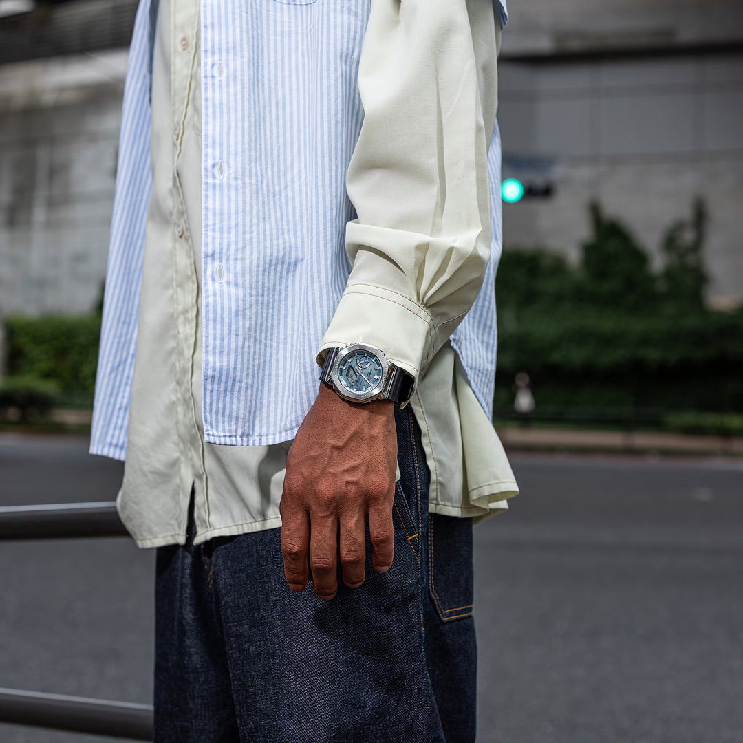 Casio G-Shock Original GBM-2100A-1A2 Carbon Core Guard con Bluetooth y Energía Solar - Resistencia Extrema 200 Metros - G-Shock en Perú | Jherr Jewelry