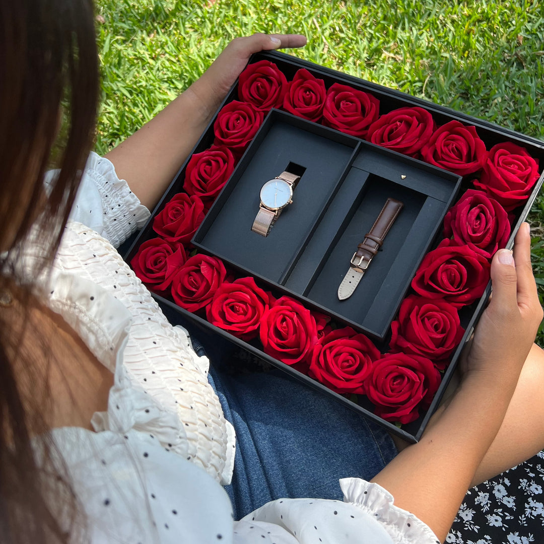 Box de Rosas Melrose - San Valentín - Hannah Martin en Perú | Jherr Jewelry