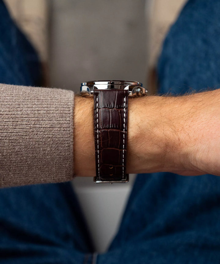 Reloj Casio Hombre MTP-1374L-7A1VEF — Multifunción Analógico con Correa de Cuero marrón y detalle en acero.