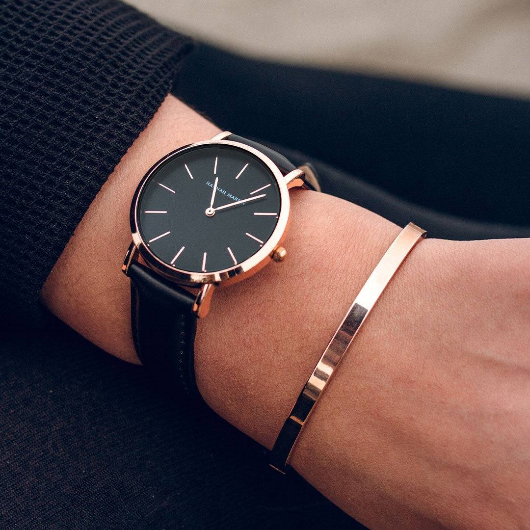 Reloj Hannah Martin Mujer Oro Rosa Correa Cuero Negro - Hannah Martin en Perú | Jherr Jewelry