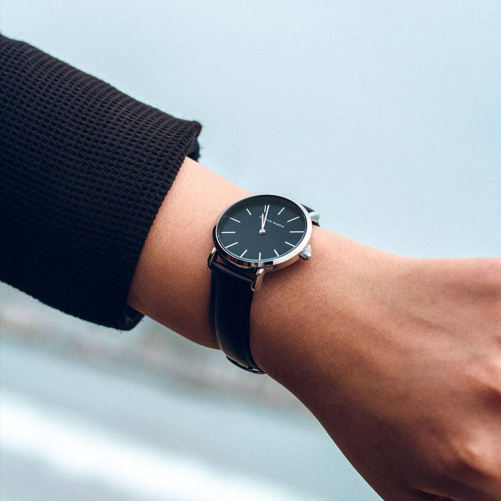 Reloj Hannah Martin para Mujer Cuero Negro Plateado - Hannah Martin en Perú | Jherr Jewelry