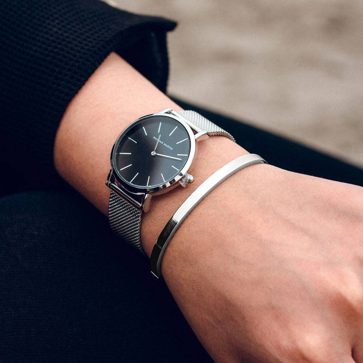 Reloj Hannah Martin Plata Esfera Negra con Correa Mesh Plateada - Diseño Minimalista 36mm - Hannah Martin en Perú | Jherr Jewelry